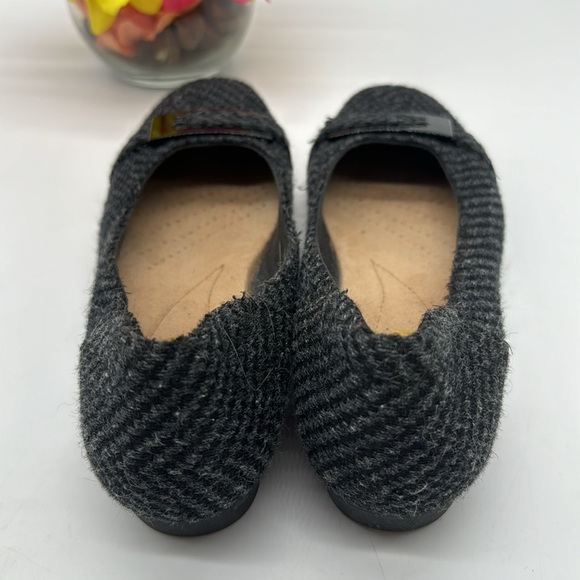 Clarks Gray Tweed Ballet Flat Size 6.5 BFL6124A - Picture 3 of 7